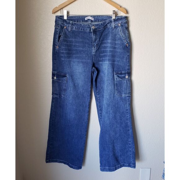 Low-Rise Skater Wide Leg Blue Jeans - Picture 4 of 6